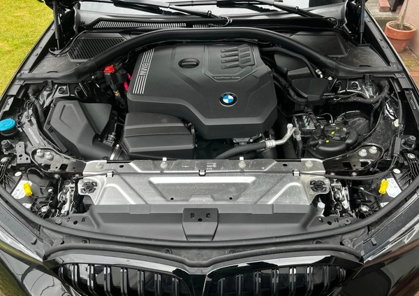 BMW Seria 3 cena 191500 przebieg: 9985, rok produkcji 2022 z Kalisz małe 301